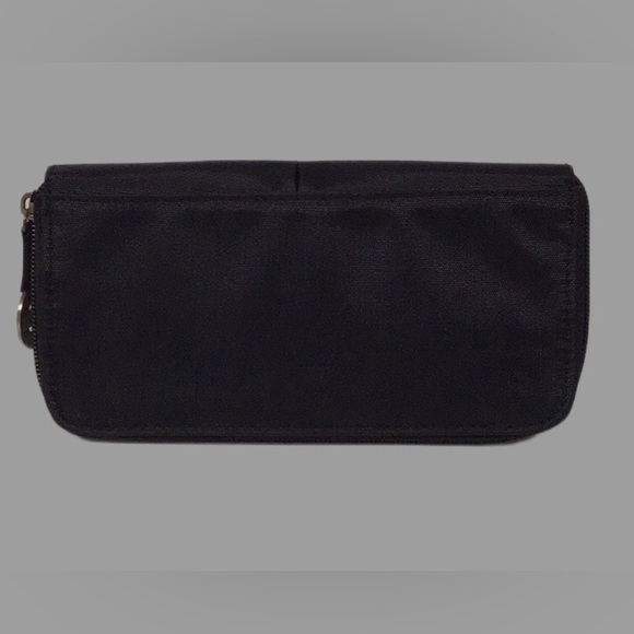 NWOT TRAVELON Zip Around Wallet with Safe ID RFID Protection, Black - Picture 4 of 7